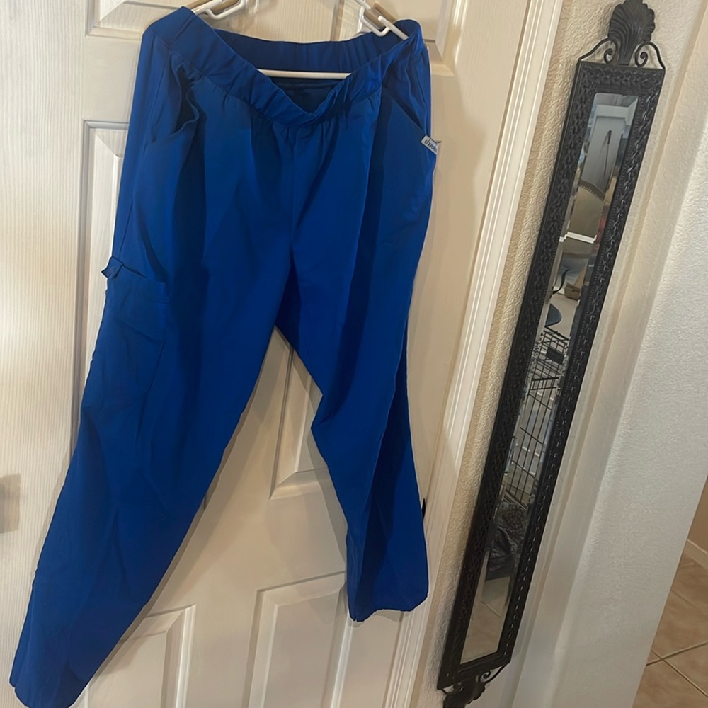 Lg scrub pants